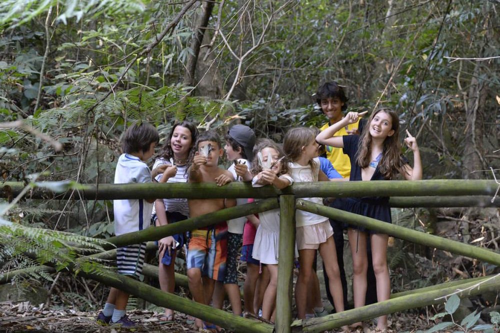 criancas-na-ponte-do-hotel-fazenda-1024x682