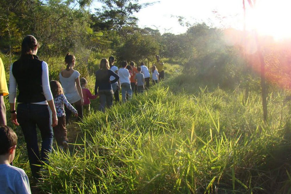 grupo-de-recreacao-da-fazenda-caminhando-1024x576